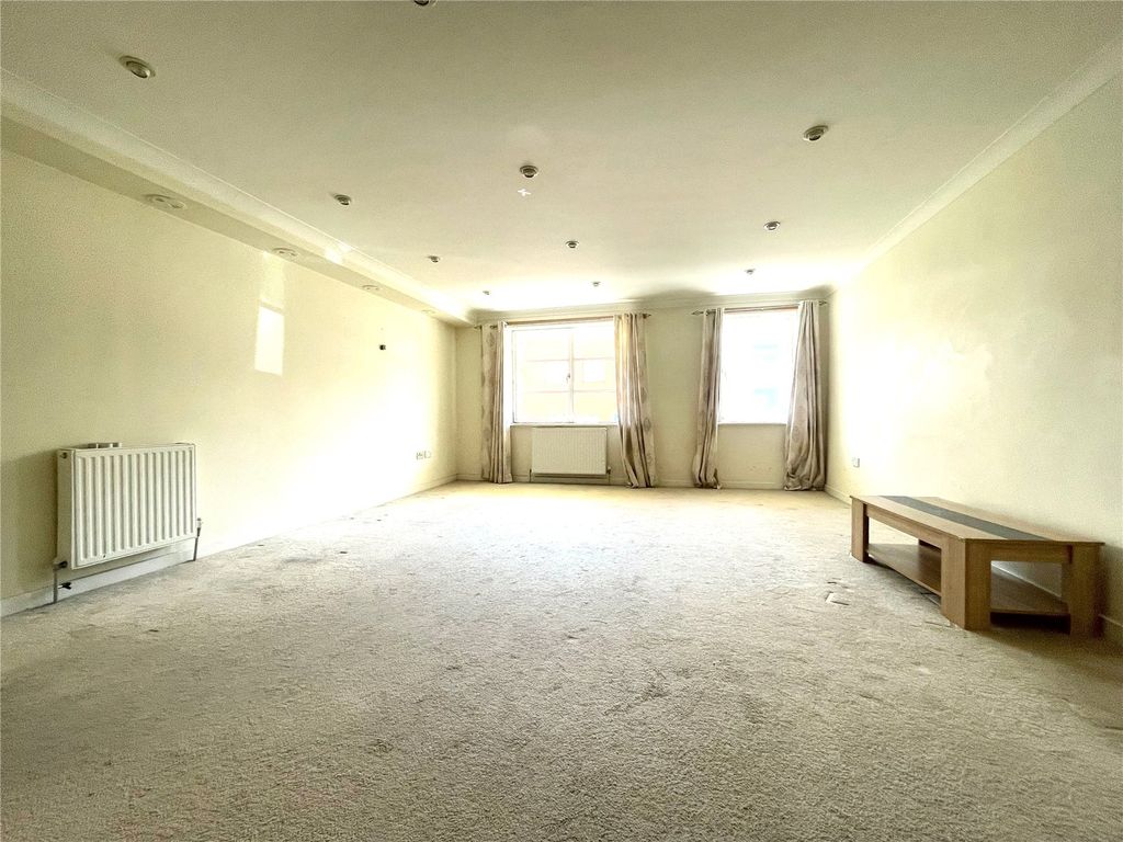 Property photo 3 of 12 Picture No. 07