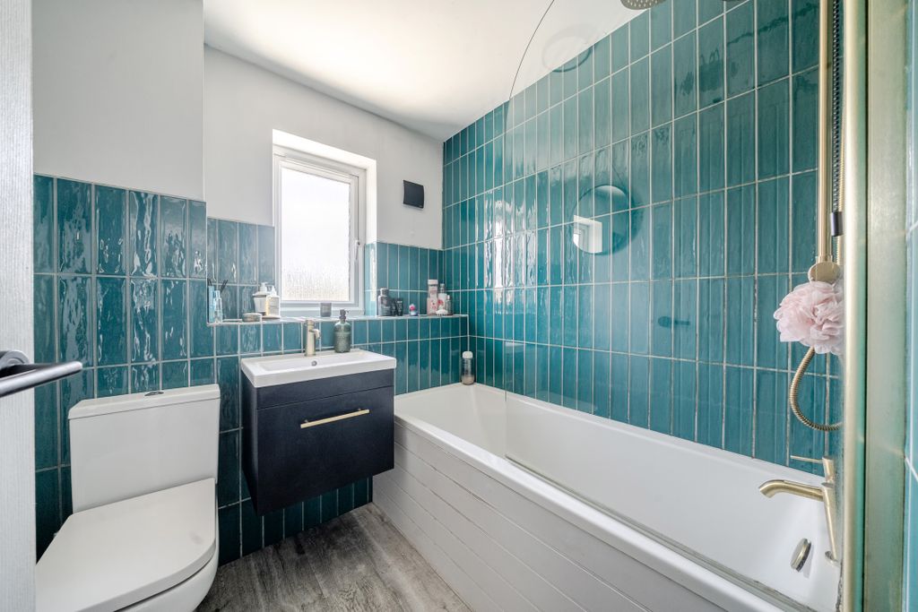 Property photo 3 of 17 14536322