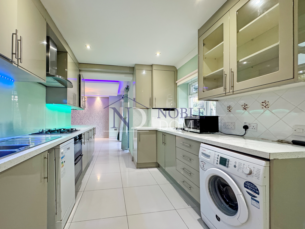 Property photo 2 of 20 Gallery