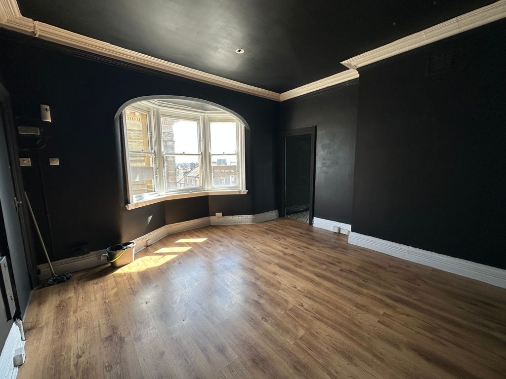 Property photo 3 of 15 Photo 4