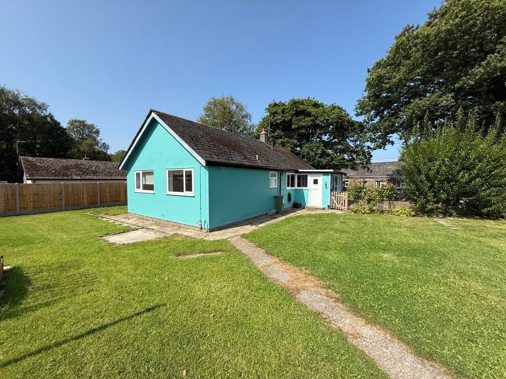Property photo 3 of 34