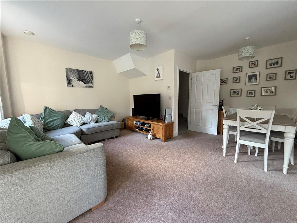 Property photo 2 of 12 Lounge Dining Area