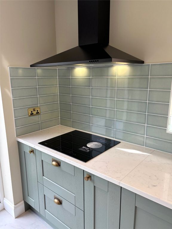 Property photo 3 of 42 Kitchen