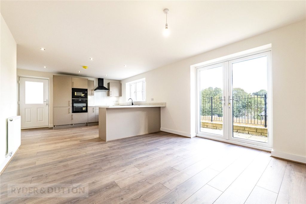 Property photo 2 of 22 Kitchen Diner