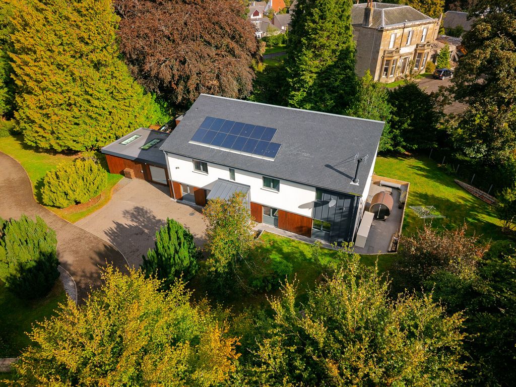 Property photo 1 of 66