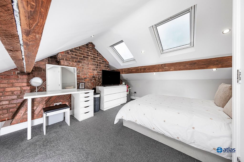 Property photo 3 of 18 Bedroom Four