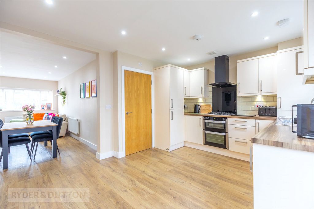 Property photo 3 of 22 Open Plan Kitchen