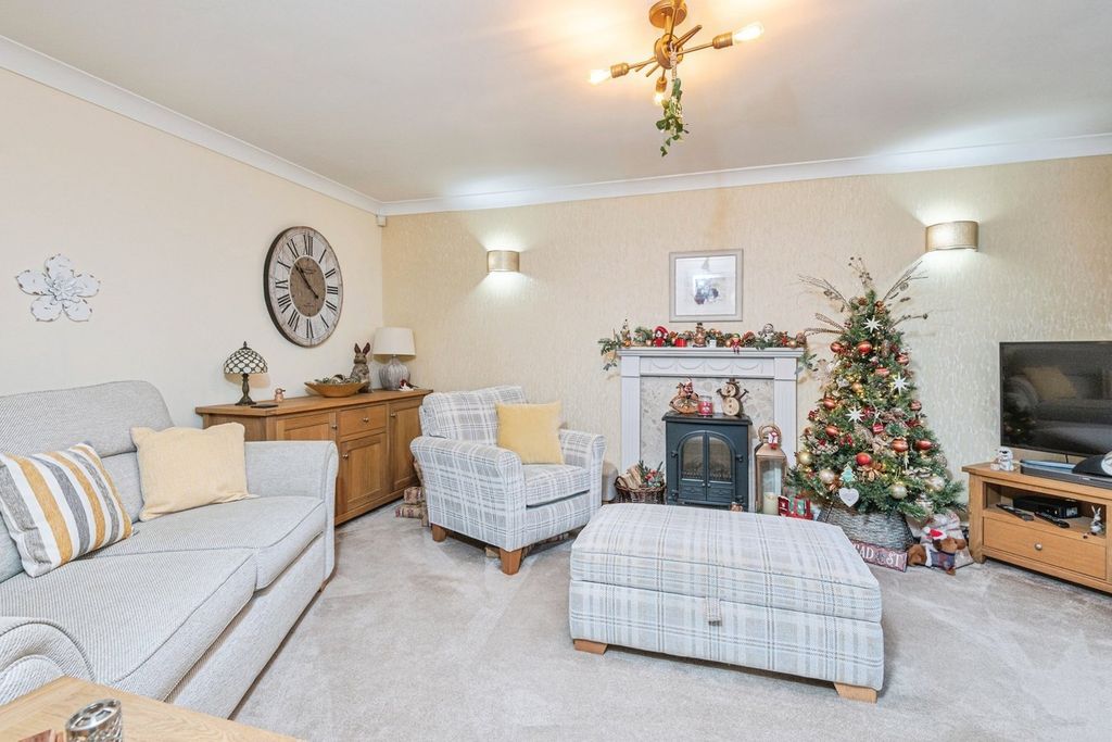 Property photo 3 of 20