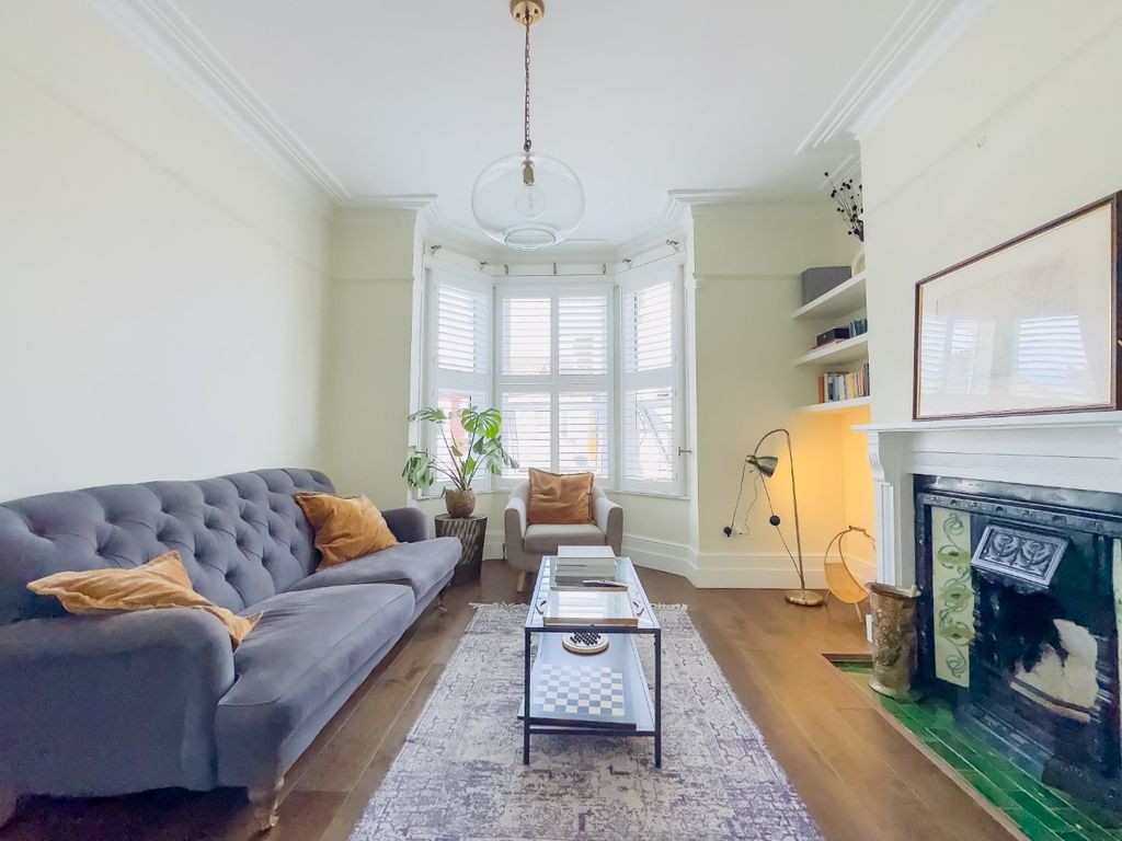 Property photo 2 of 30 5008303