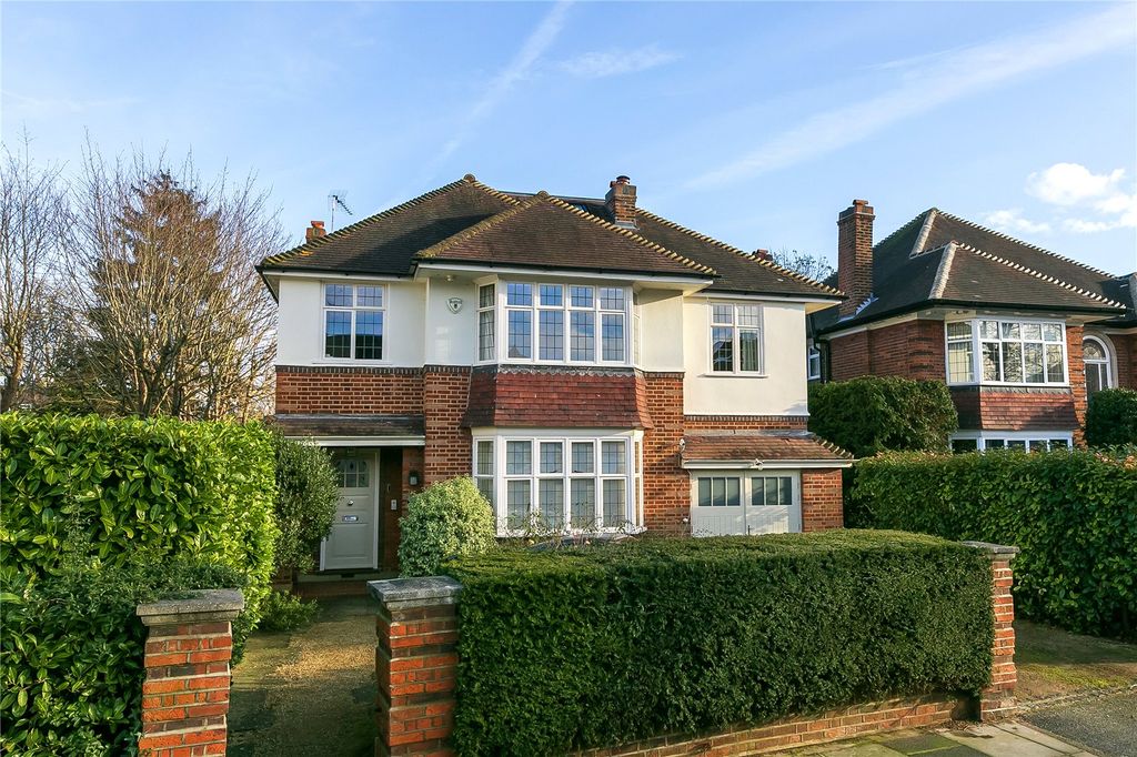 Property photo 1 of 18 Picture No. 02