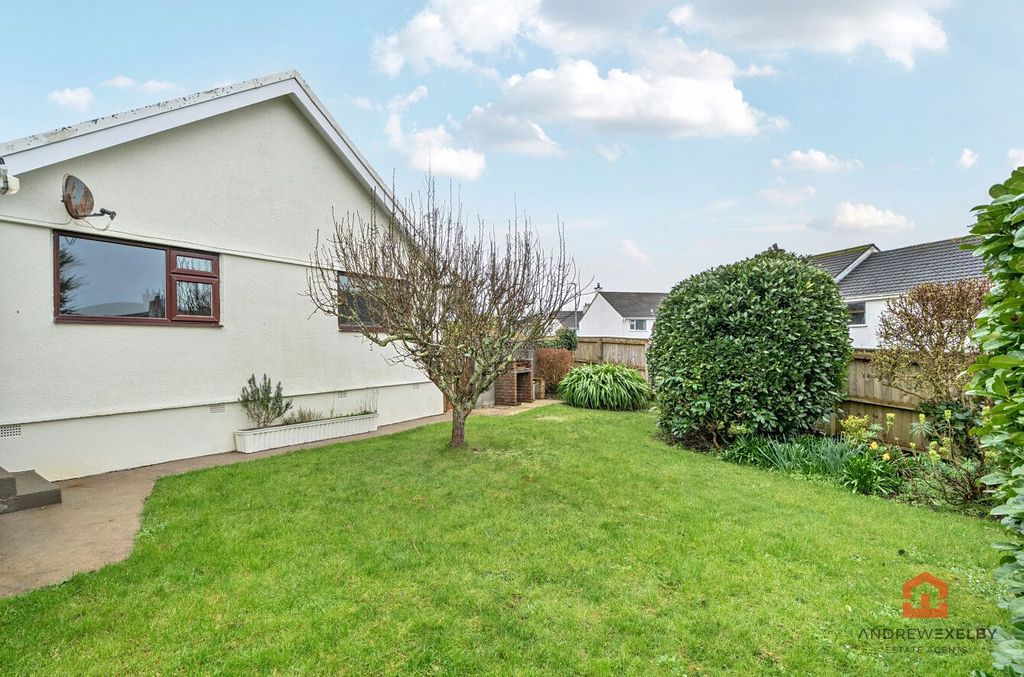 Property photo 3 of 13