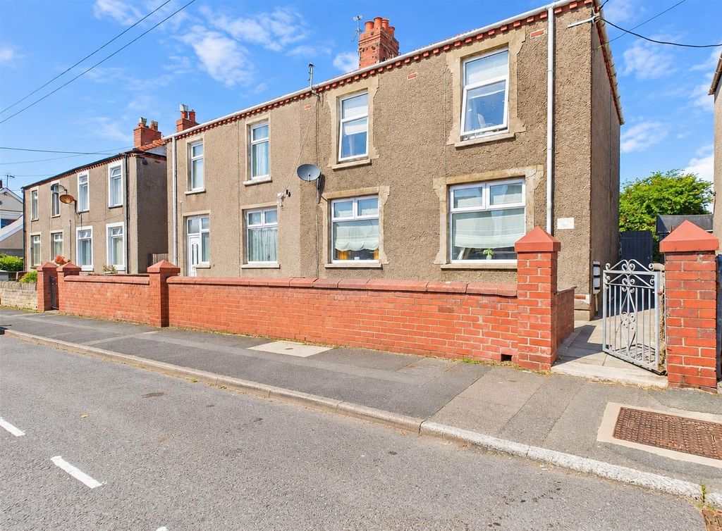 Property photo 1 of 16 A4Ad3ce5-971F-4ee3-A9B0-61E7Ae81Ddee.Png