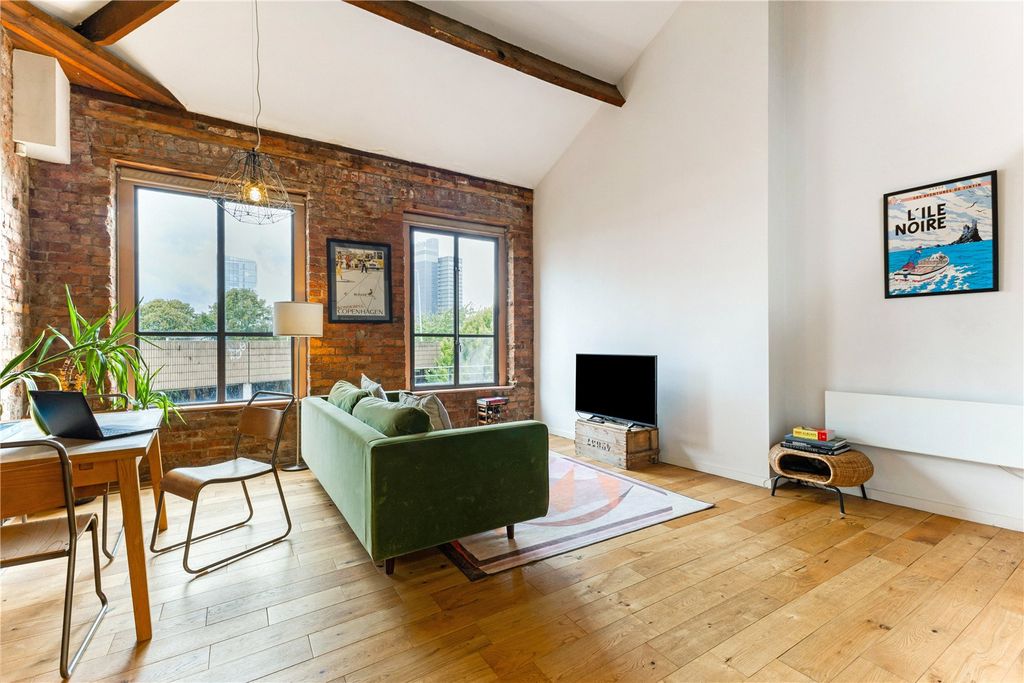 Property photo 2 of 16 Living Area