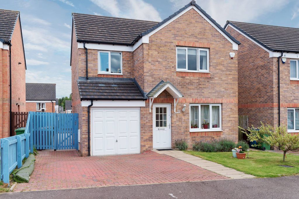 Property photo 1 of 24