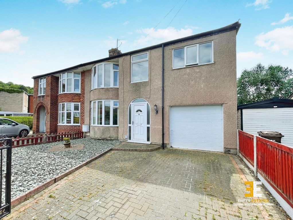 Property photo 1 of 28