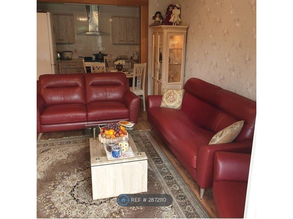 Property photo 3 of 24