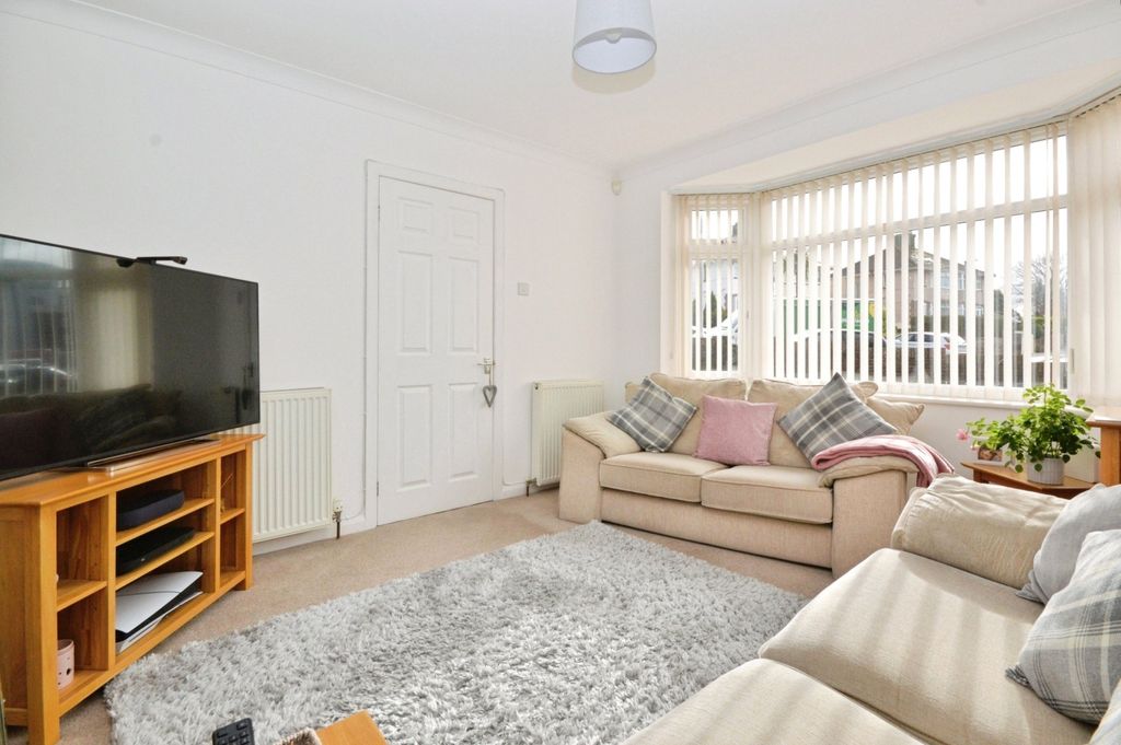 Property photo 2 of 12 2 - Picture No. 01