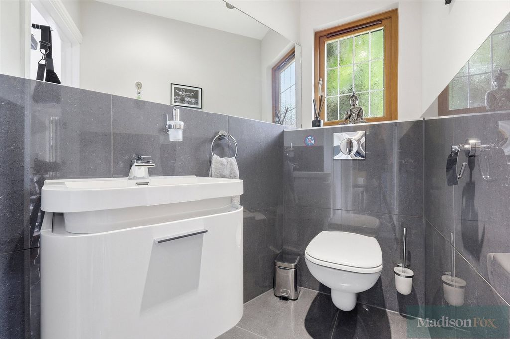 Additional image 45 of 5 bed detached house for saleWest View, Loughton, Essex IG10