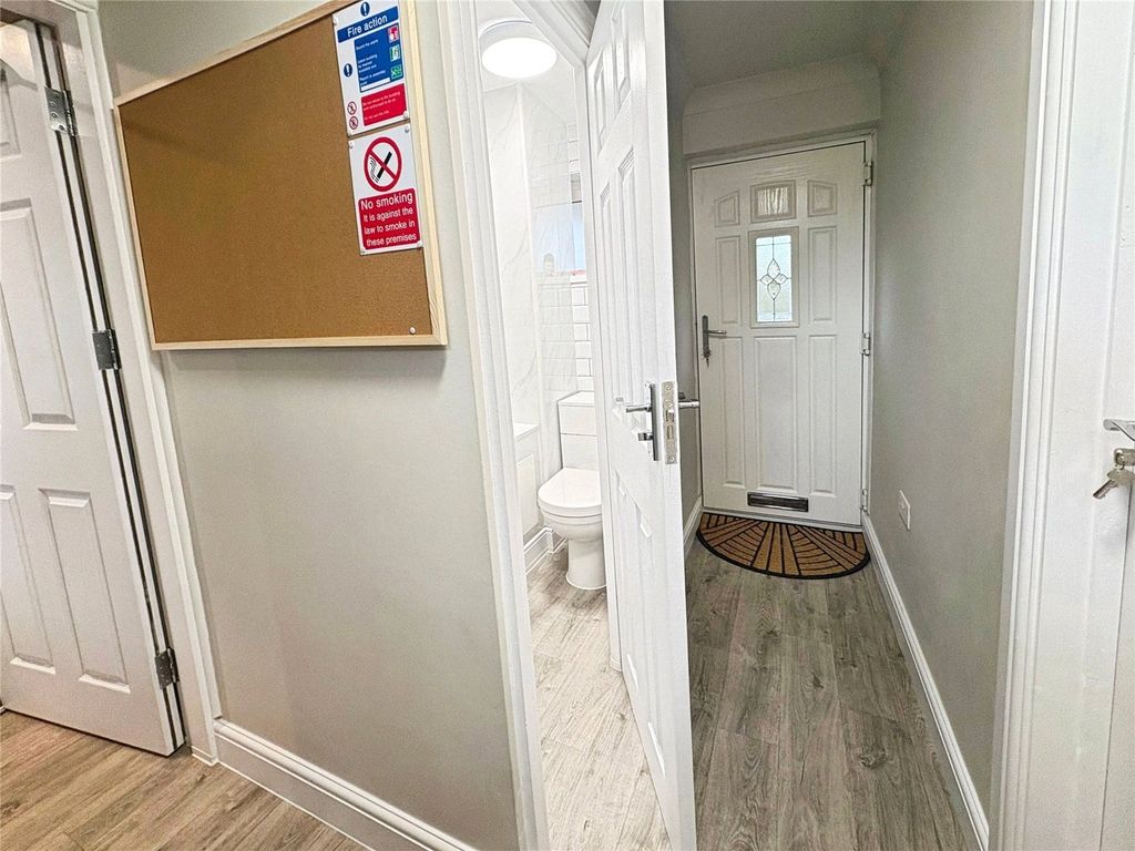 Property photo 2 of 15 Picture No. 02