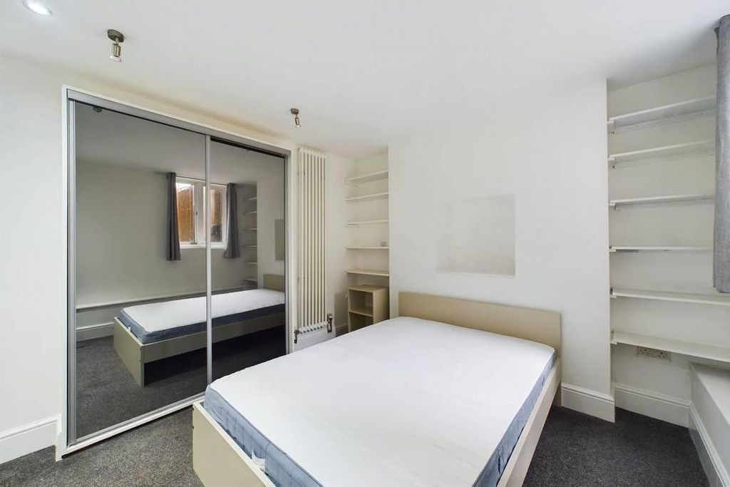 Property photo 2 of 7 Picture No. 02