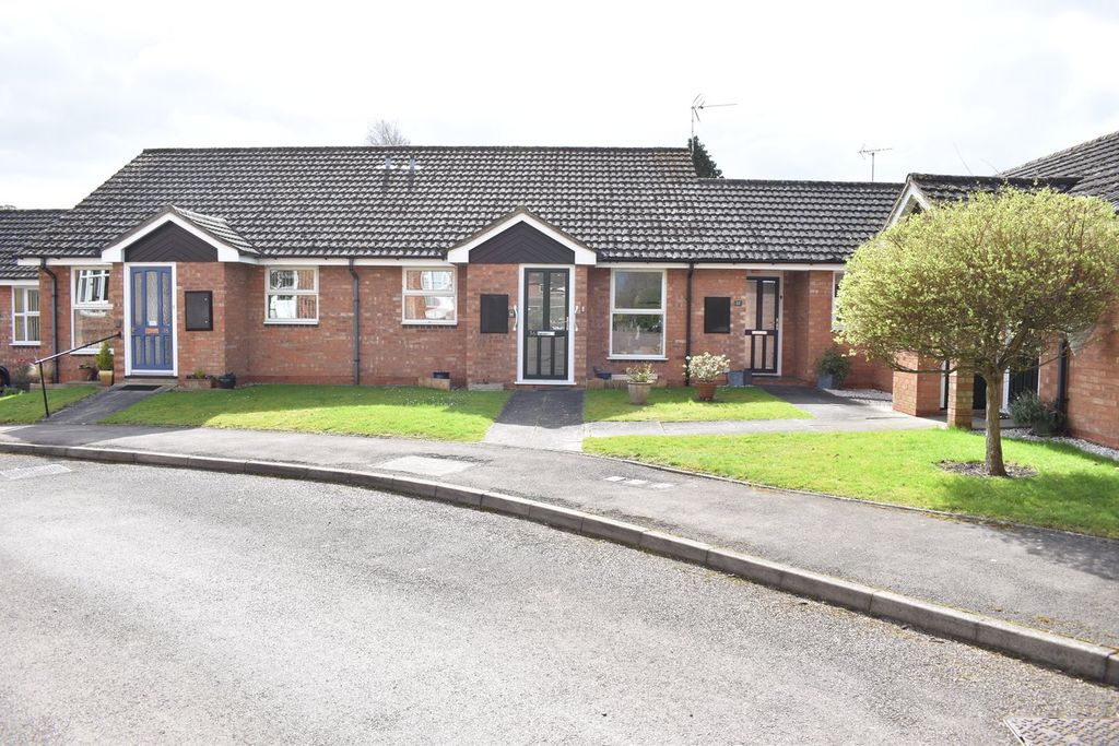 Property photo 2 of 10