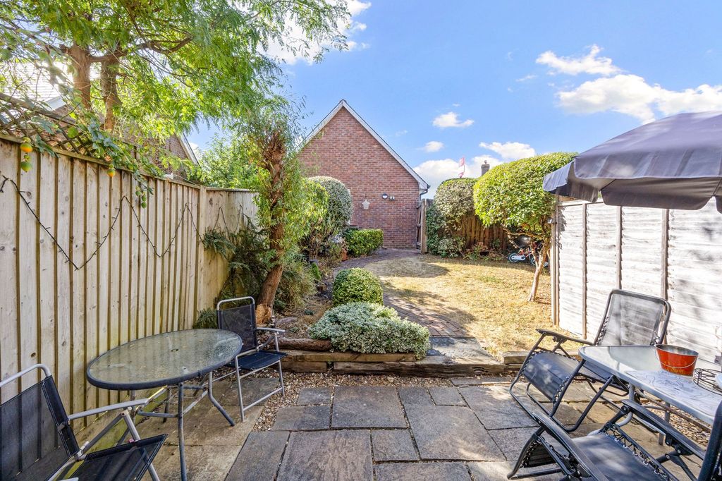 Property photo 2 of 19 Rear Garden