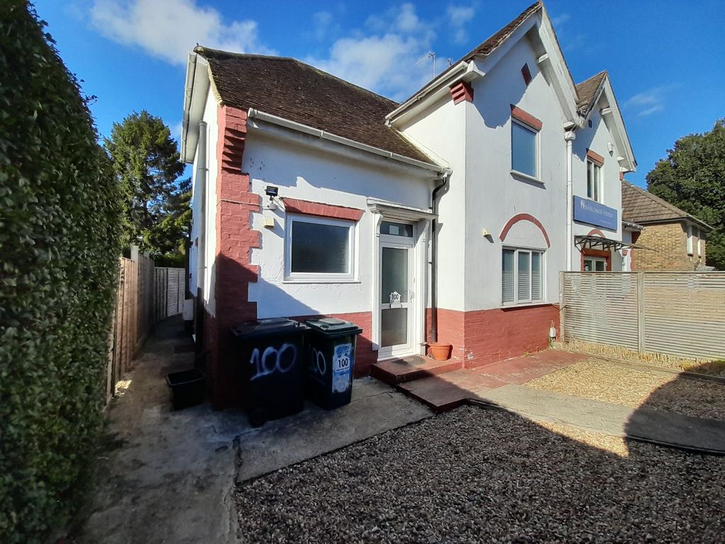 Property photo 2 of 11 5109102