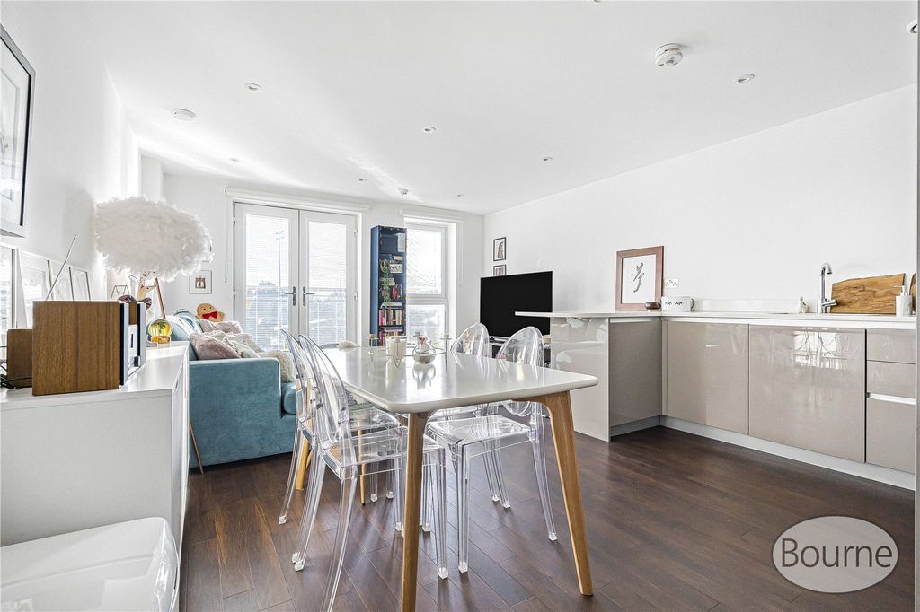 Property photo 1 of 15 Picture No. 03