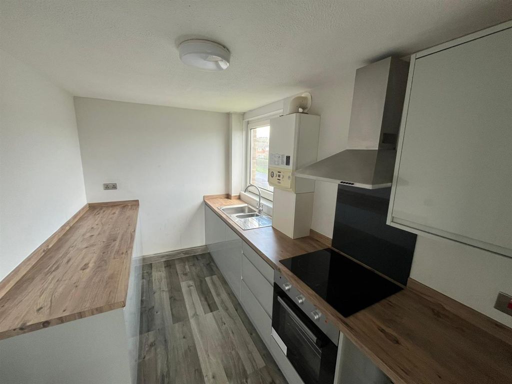 Property photo 1 of 12 Kitchen