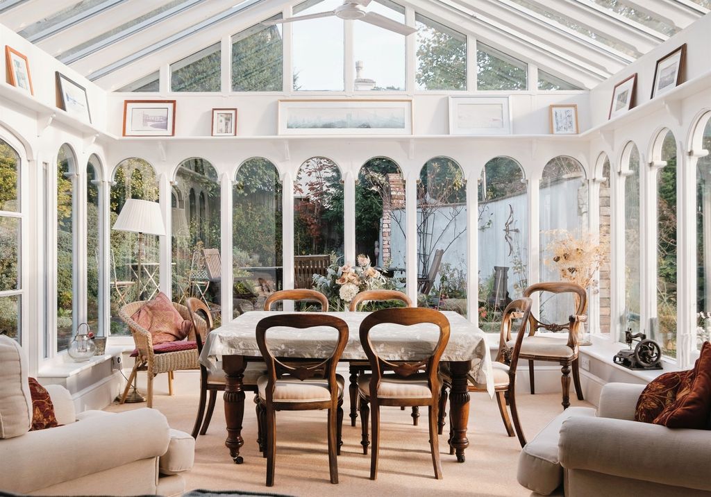 Property photo 3 of 34