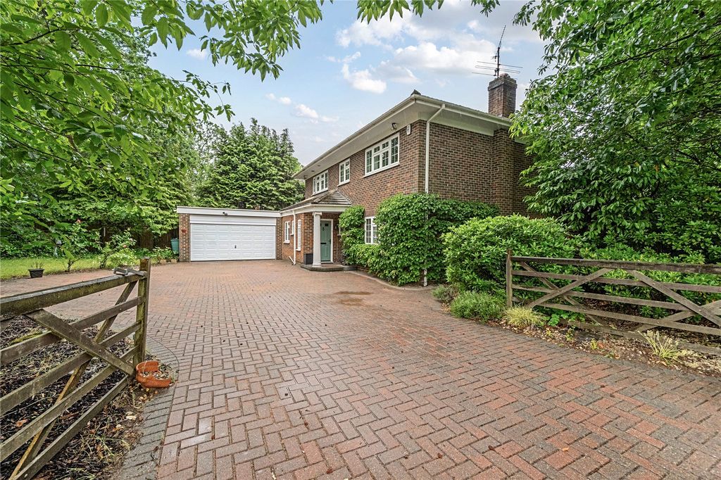 Property photo 1 of 47 Picture No. 35