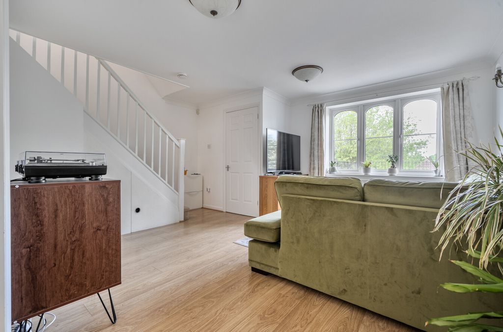 Property photo 3 of 19 1456340-15-6A025c...