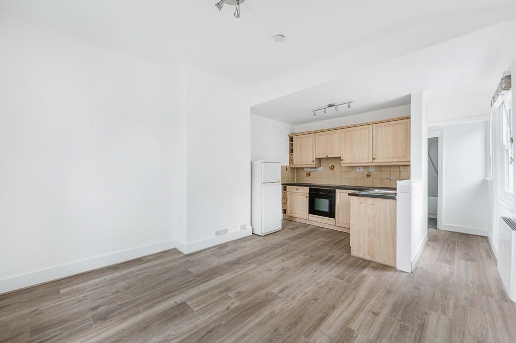 Property photo 3 of 7 Photo 3