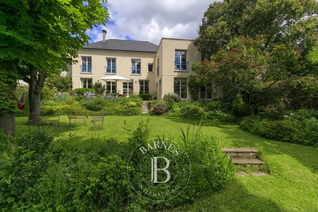 Property photo 1 of 30