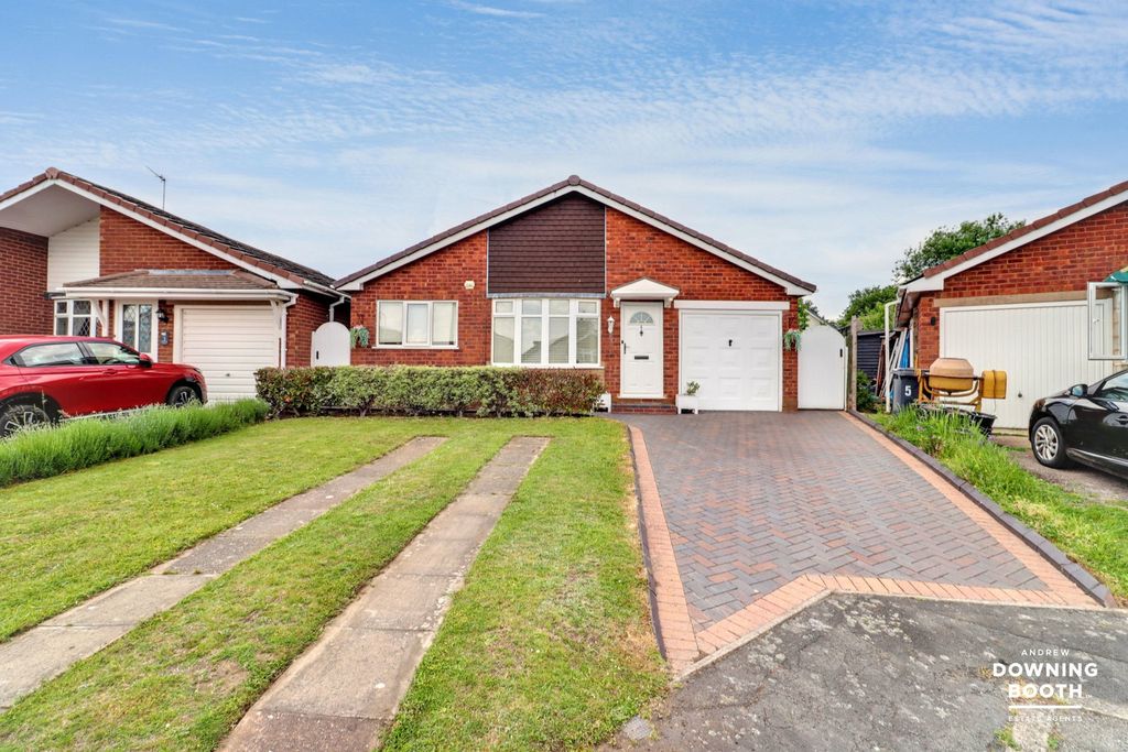 Property photo 1 of 27