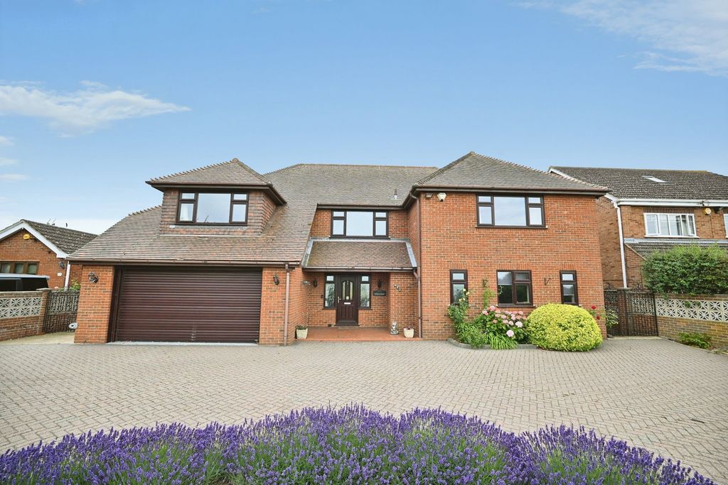 Property photo 1 of 37