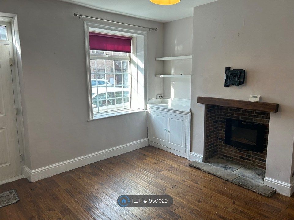 Property photo 2 of 11