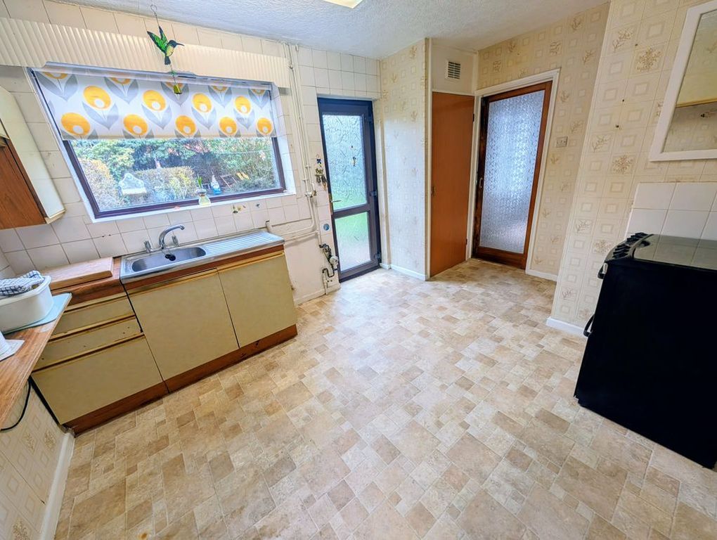 Property photo 2 of 12 Photo 5