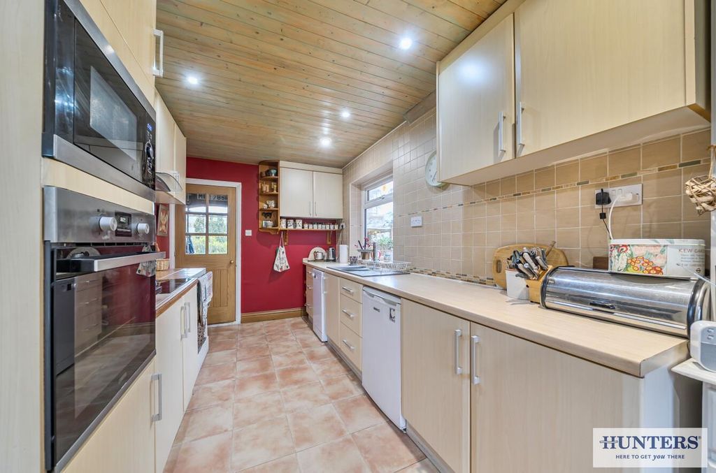 Property photo 2 of 27 8B659307-3F58-4452-Acd3-Bdc75F1E5c4d.Jpg