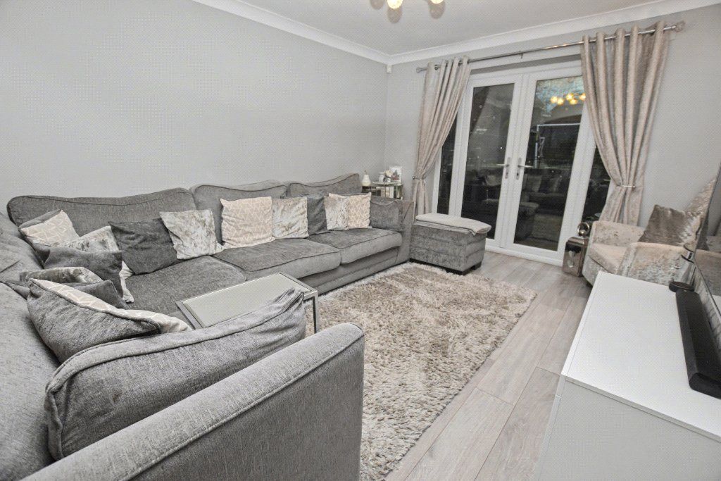 Property photo 2 of 17 Picture No. 10