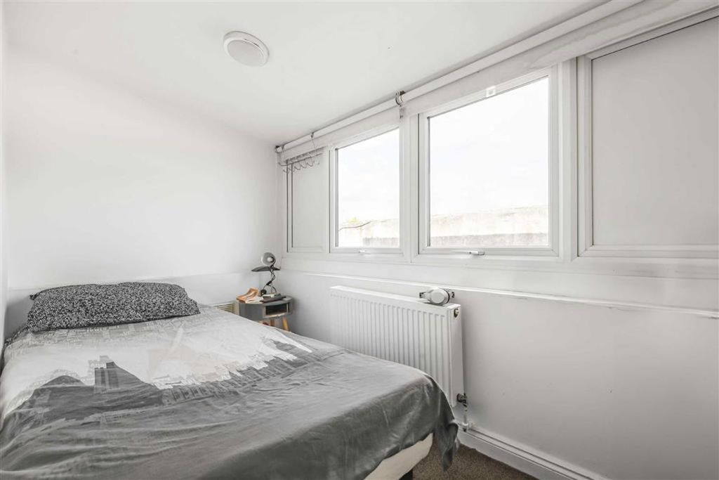 Property photo 2 of 4