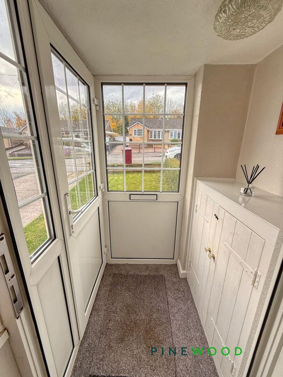 Property photo 2 of 17 Hallway