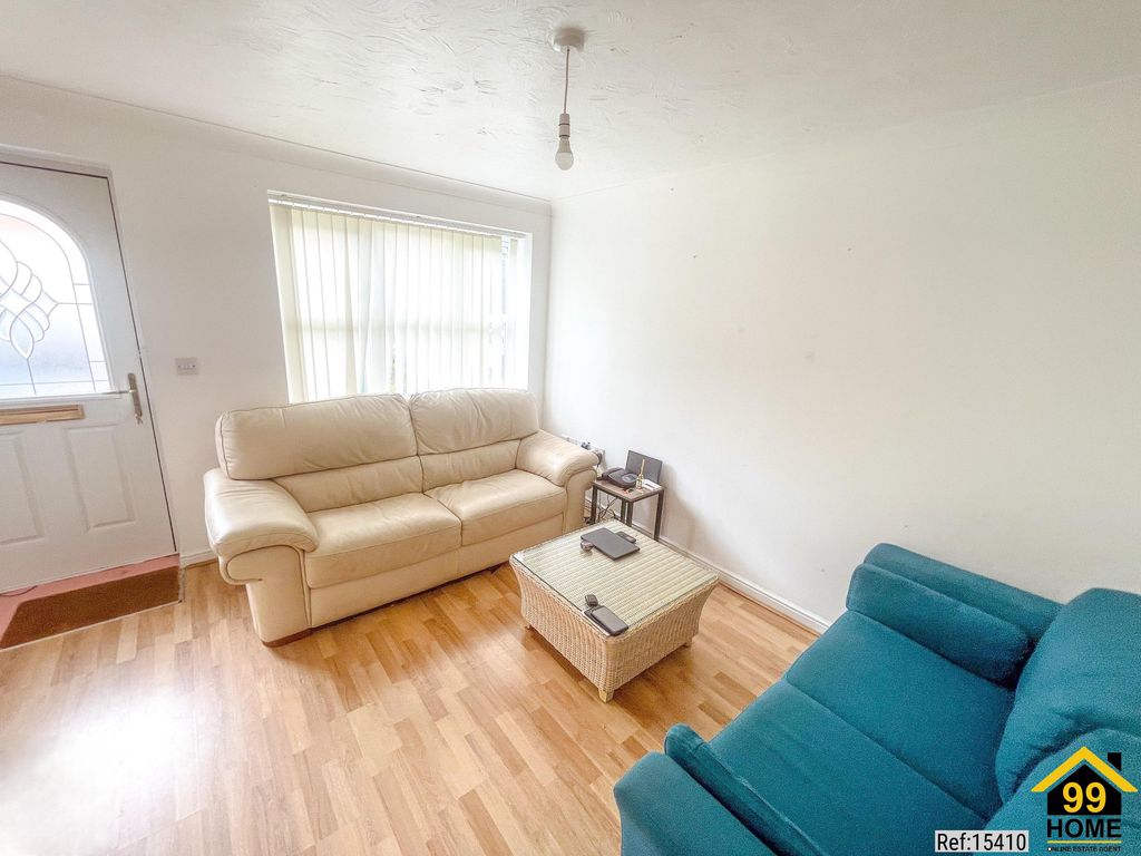 Property photo 3 of 13 Photo 2