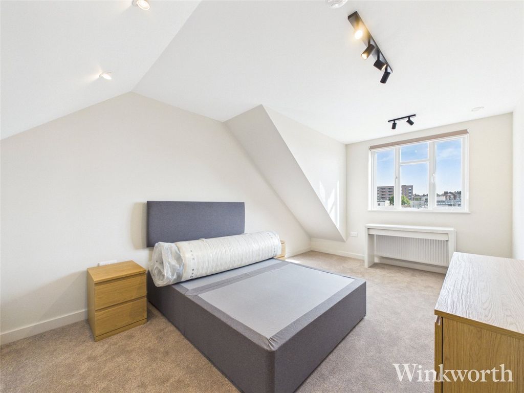 Property photo 1 of 17 Picture No. 06