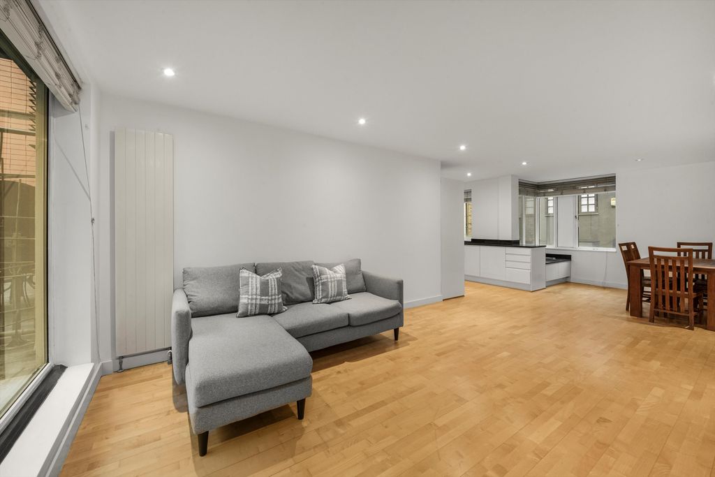 Property photo 2 of 10 Image