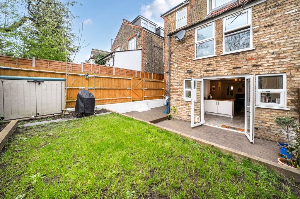 Property photo 2 of 11 Picture No. 09