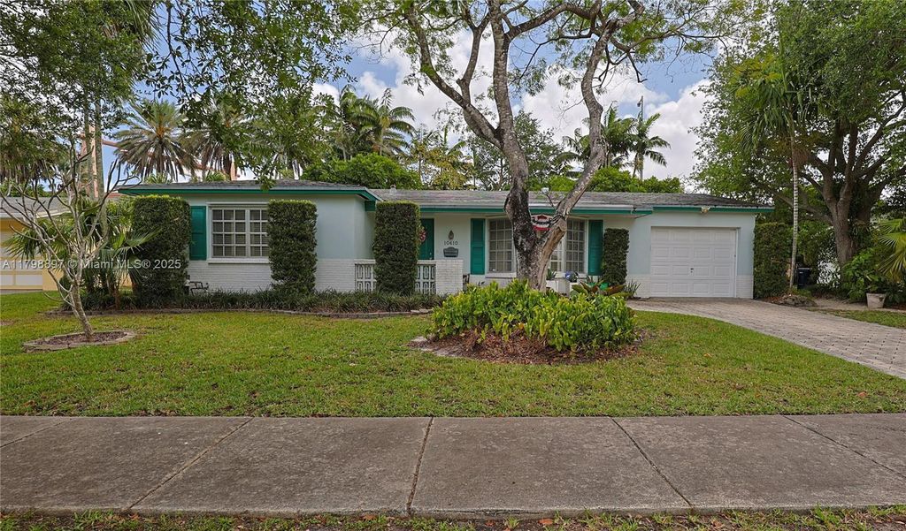 Property photo 1 of 1