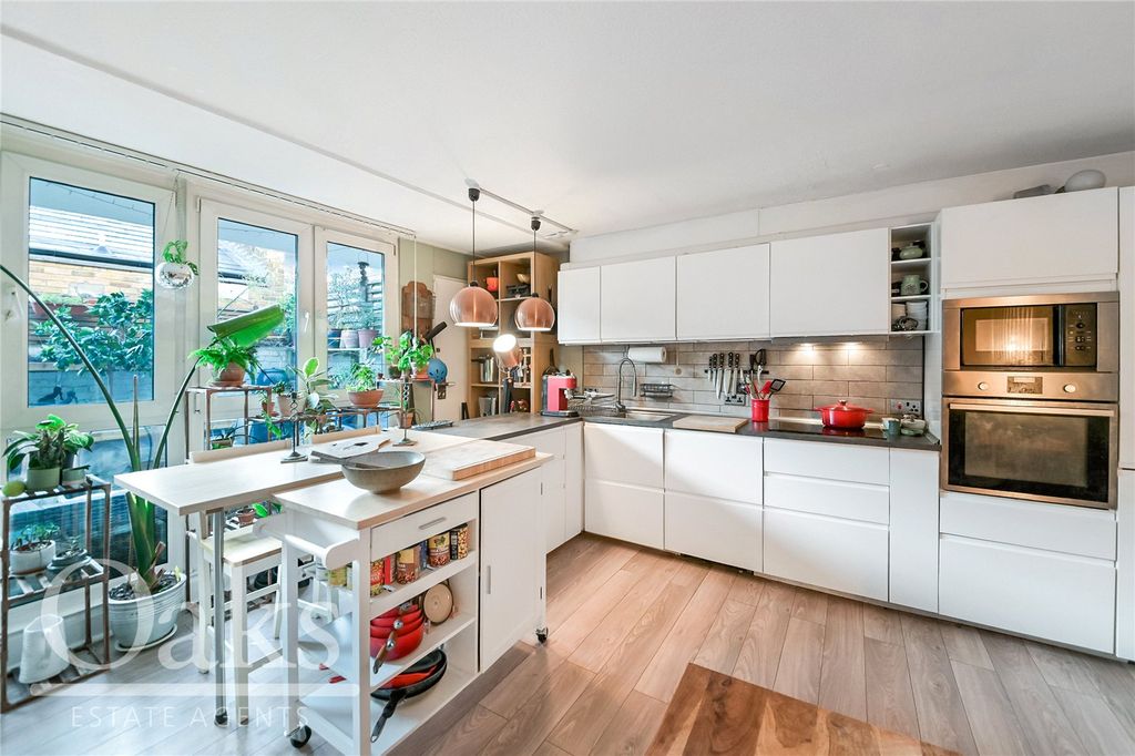 Property photo 3 of 9 Picture No. 02