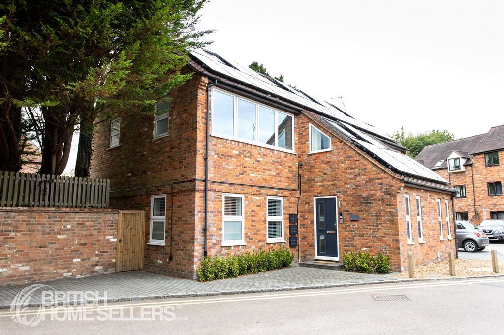 Property photo 2 of 16 Picture No. 07