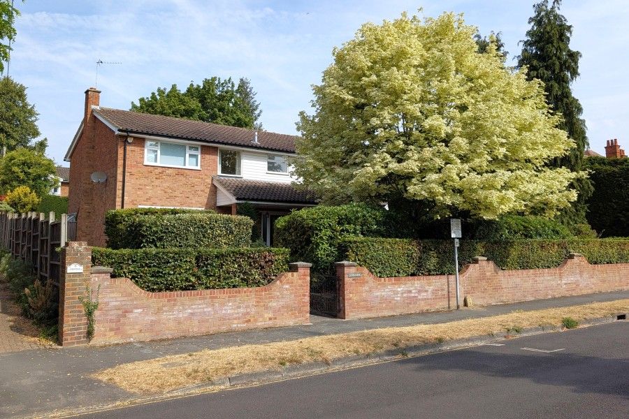 Property photo 1 of 17